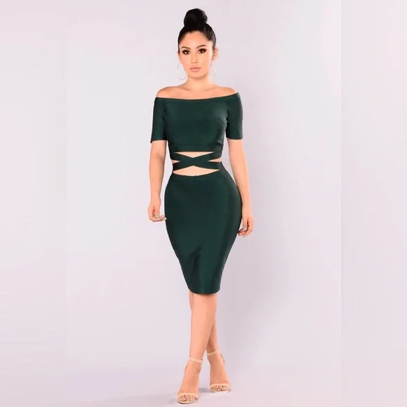 slim fit dress slacks Sleeveless guipure shirt in Cotton Women almond green